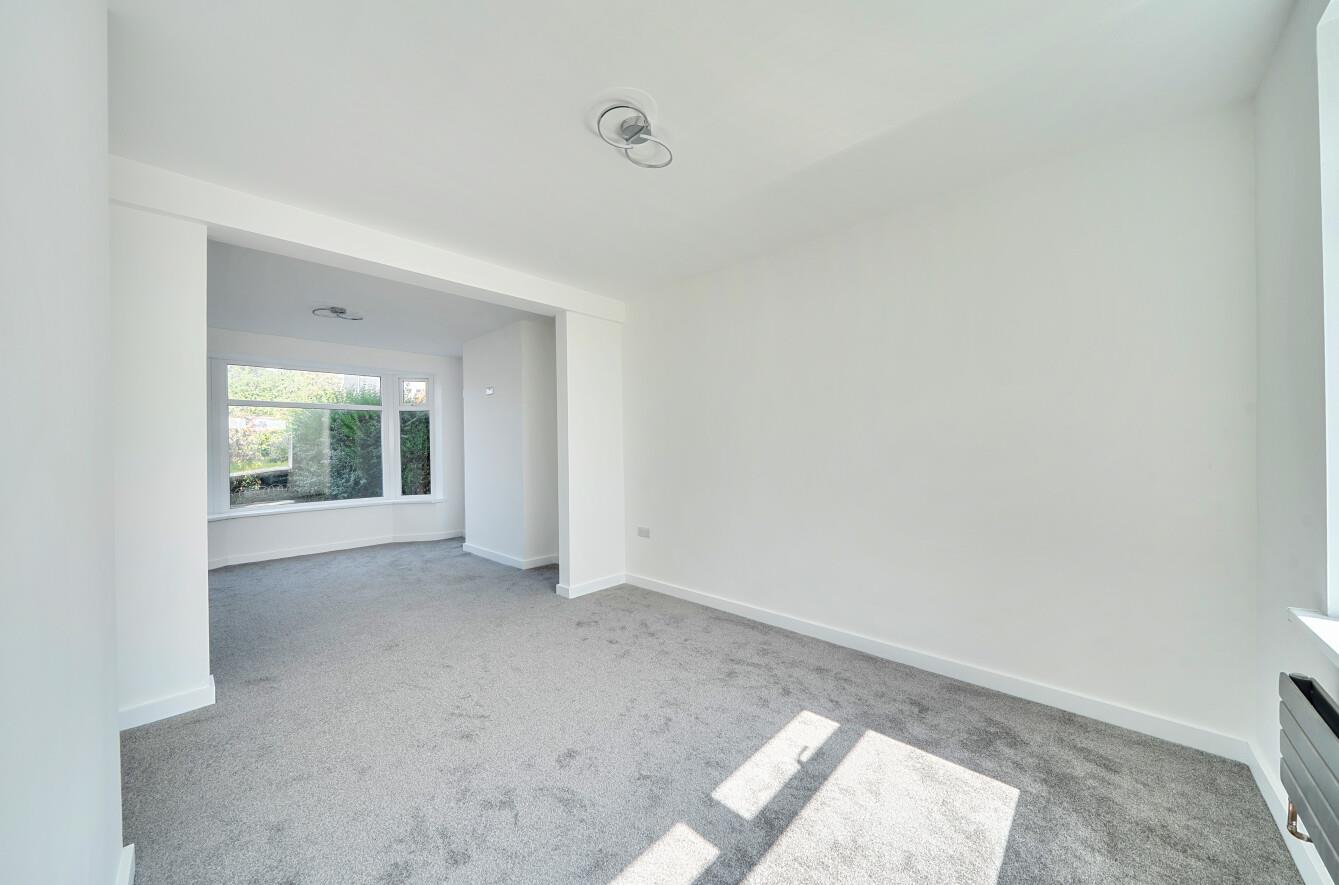 Pentyla Road, Cockett, Swansea, SA2 0YL